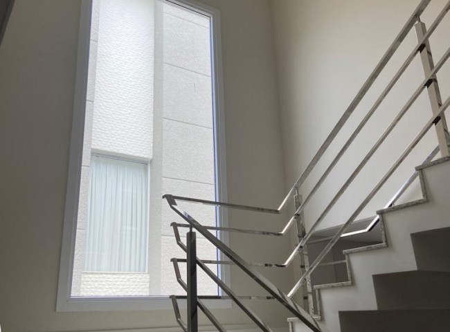 Casa 3 dormitórios Caledônia Private Village, Santa Regina - Camboriú