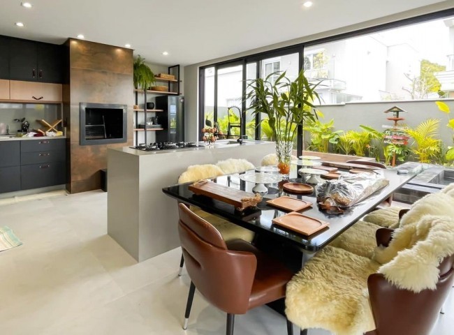 Casa em Condomínio 4 dormitórios Caledônia Private Village, Santa Regina - Camboriú