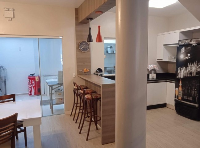 Casa 3 dormitórios Casa, Centro - Balneário Camboriú