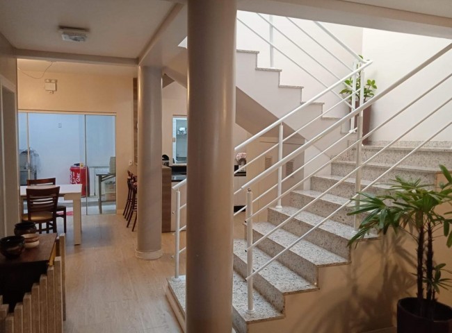 Casa 3 dormitórios Casa, Centro - Balneário Camboriú