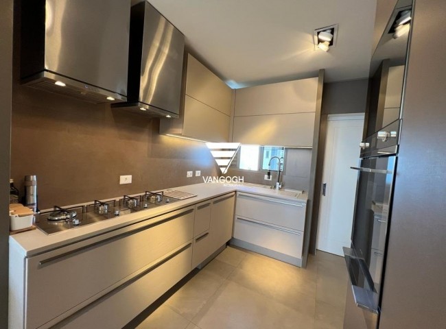 Apartamento 3 dormitórios Privilège Residence, Quadra Mar - Balneário Camboriú