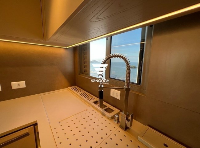 Apartamento 3 dormitórios Privilège Residence, Quadra Mar - Balneário Camboriú