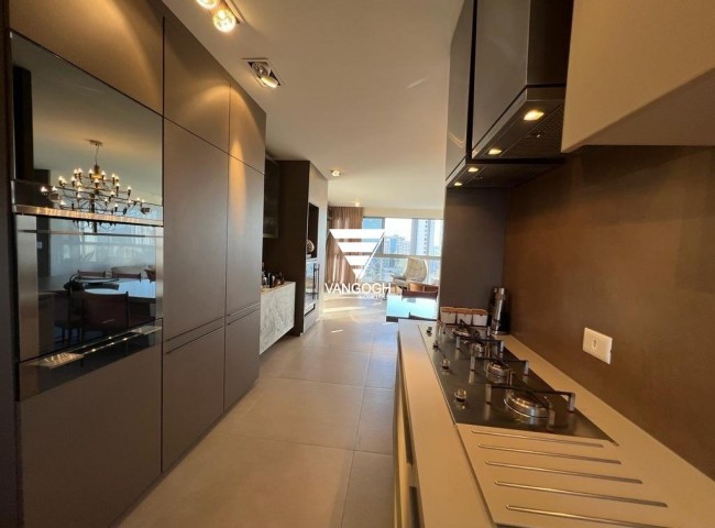 Apartamento 3 dormitórios Privilège Residence, Quadra Mar - Balneário Camboriú