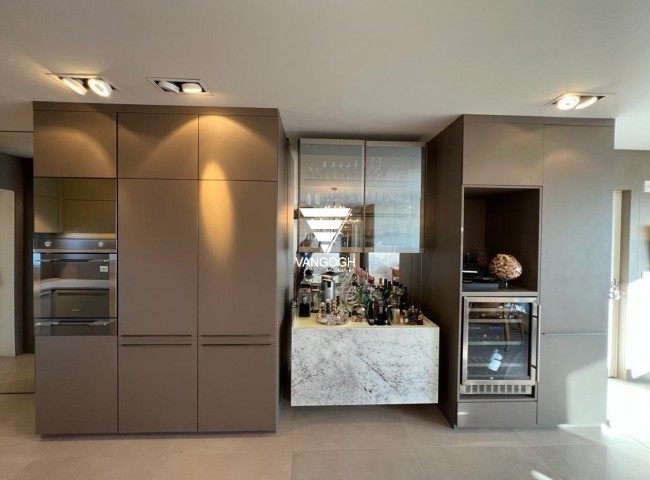 Apartamento 3 dormitórios Privilège Residence, Quadra Mar - Balneário Camboriú