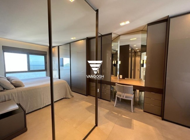 Apartamento 3 dormitórios Privilège Residence, Quadra Mar - Balneário Camboriú