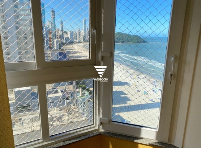 Apartamento 4 dormitórios Maria Eduarda, Frente Mar - Balneário Camboriú