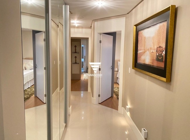 Apartamento 4 dormitórios Maria Eduarda, Frente Mar - Balneário Camboriú