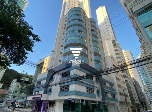 Apartamento 3 dormitórios Portal dos Pioneiros, Quadra Mar - Balneário Camboriú