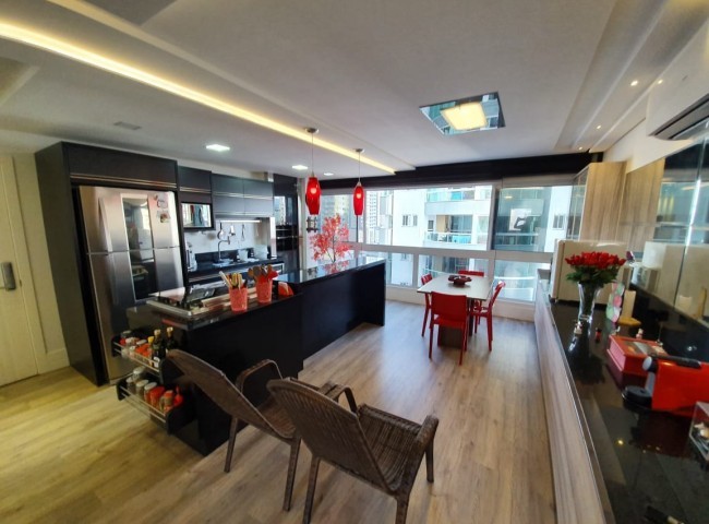 Apartamento 3 dormitórios Edifício Essence, Pioneiros - Balneário Camboriú