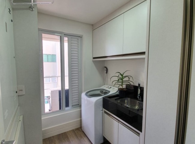 Apartamento 3 dormitórios Edifício Essence, Pioneiros - Balneário Camboriú