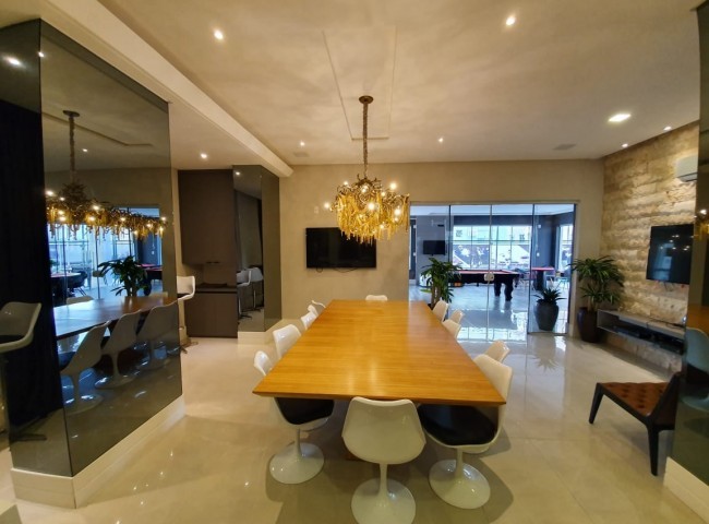 Apartamento 3 dormitórios Edifício Essence, Pioneiros - Balneário Camboriú