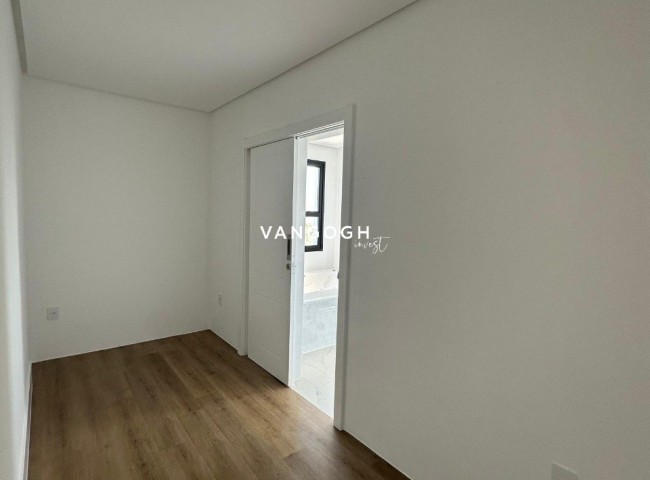 Apartamento 4 dormitórios Edifício St. Clair, Centro - ITAPEMA