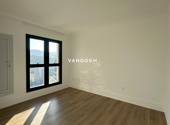 Apartamento 4 dormitórios Edifício St. Clair, Centro - ITAPEMA