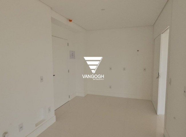 Apartamento 4 dormitórios Yachthouse, Quadra Mar - Balneário Camboriú