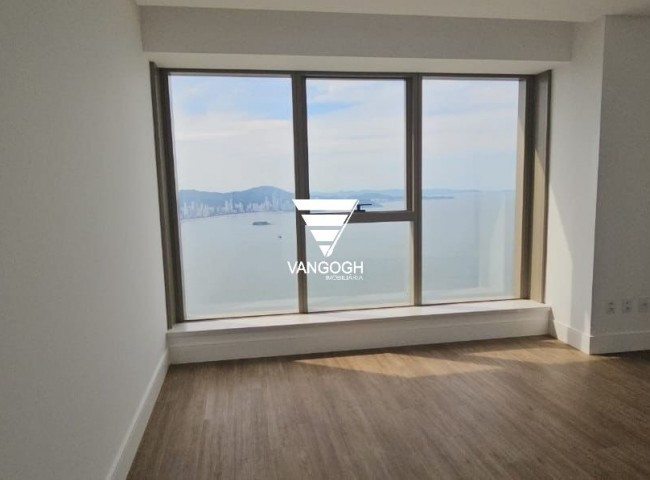 Apartamento 4 dormitórios Yachthouse, Quadra Mar - Balneário Camboriú