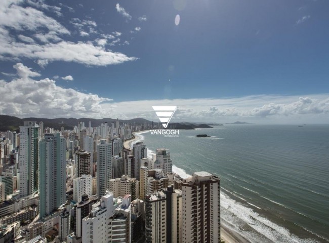 Apartamento 4 dormitórios Villa Serena Home Club, Quadra Mar - Balneário Camboriú