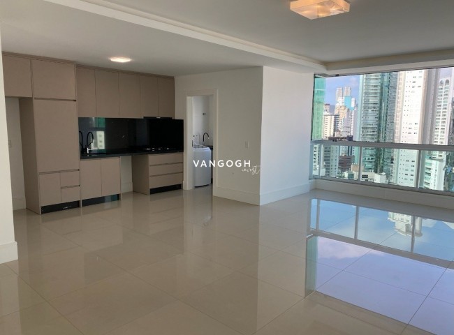 Apartamento 3 dormitórios San Carlo Residence, Centro - Balneário Camboriú