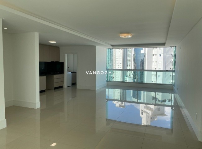 Apartamento 3 dormitórios San Carlo Residence, Centro - Balneário Camboriú