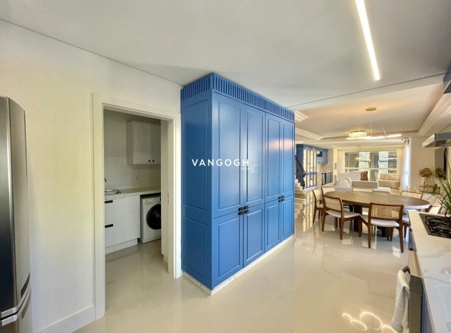 Apartamento 4 dormitórios Marie Antoinette, Meia Praia - ITAPEMA