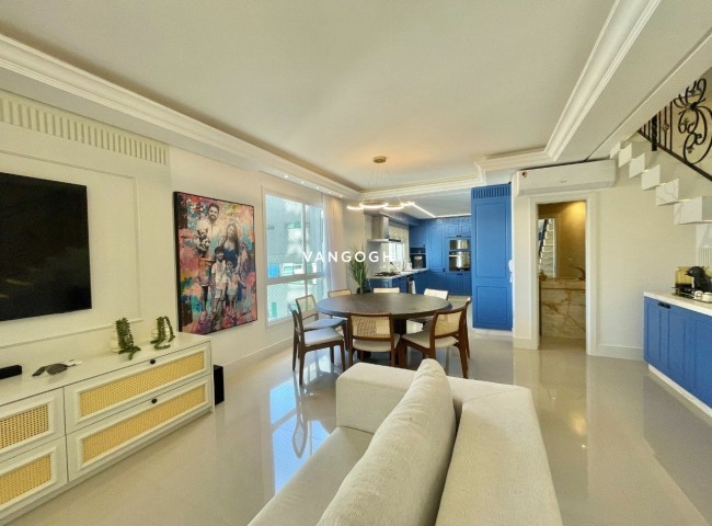 Apartamento 4 dormitórios Marie Antoinette, Meia Praia - ITAPEMA