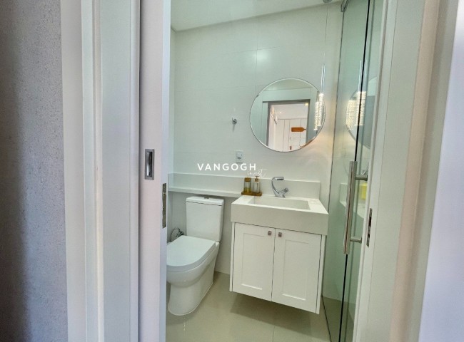 Apartamento 4 dormitórios Marie Antoinette, Meia Praia - ITAPEMA