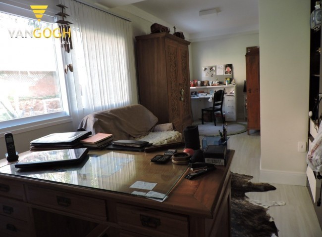 Casa 4 dormitórios Casa  Na Praia dos Amores, Praia dos Amores - Balneário Camboriú