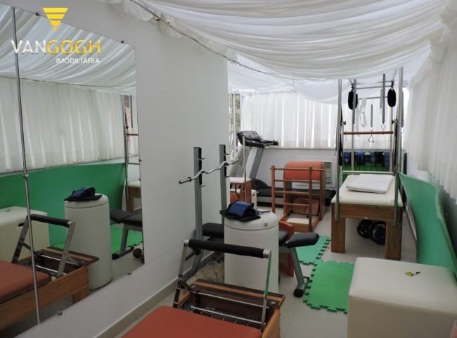 Casa 4 dormitórios Casa  Na Praia dos Amores, Praia dos Amores - Balneário Camboriú