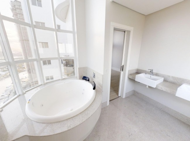 Cobertura 6 dormitórios Ibiza Towers, Frente Mar - Balneário Camboriú