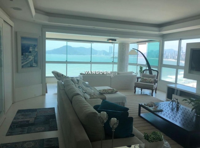 Apartamento 3 dormitórios Edifício Champs Elysées, Pioneiros - Balneário Camboriú