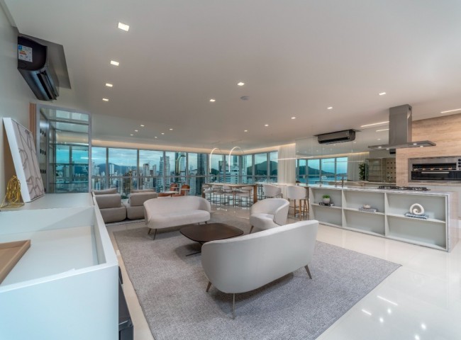 Apartamento 4 dormitórios Sky Tower, Centro - Balneário Camboriú