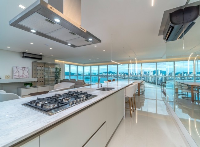 Apartamento 4 dormitórios Sky Tower, Centro - Balneário Camboriú