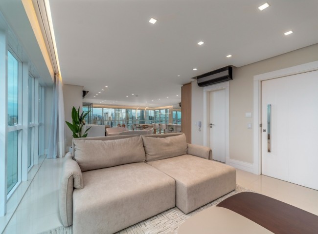 Apartamento 4 dormitórios Sky Tower, Centro - Balneário Camboriú