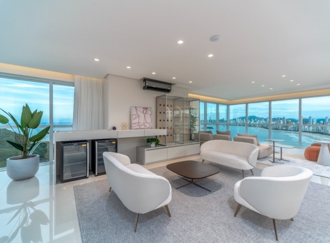 Apartamento 4 dormitórios Sky Tower, Centro - Balneário Camboriú
