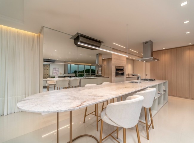 Apartamento 4 dormitórios Sky Tower, Centro - Balneário Camboriú