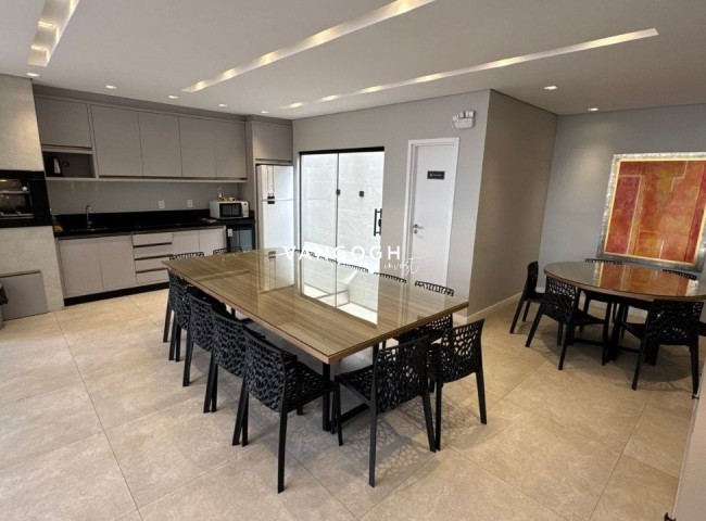 Apartamento 4 dormitórios Maria Luiza, Frente Mar - Balneário Camboriú