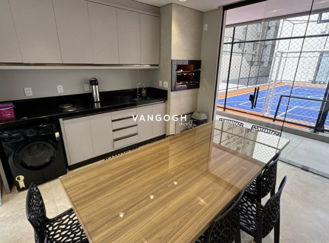 Apartamento 4 dormitórios Maria Luiza, Frente Mar - Balneário Camboriú