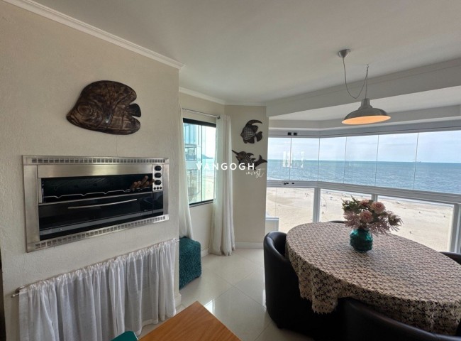 Apartamento 4 dormitórios Maria Luiza, Frente Mar - Balneário Camboriú