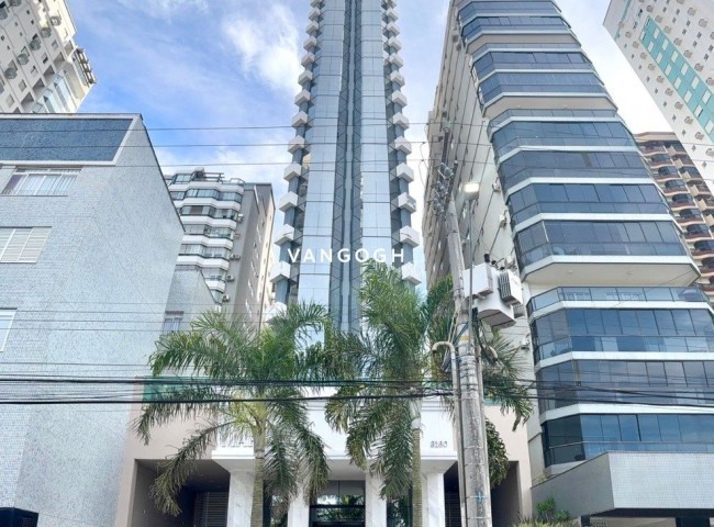 Apartamento 4 dormitórios Maria Luiza, Frente Mar - Balneário Camboriú