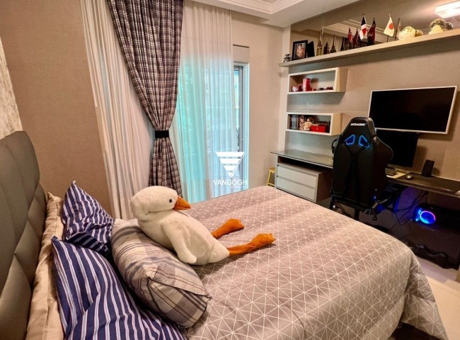 Apartamento 4 dormitórios Four Seasons Residence, Quadra Mar - Balneário Camboriú