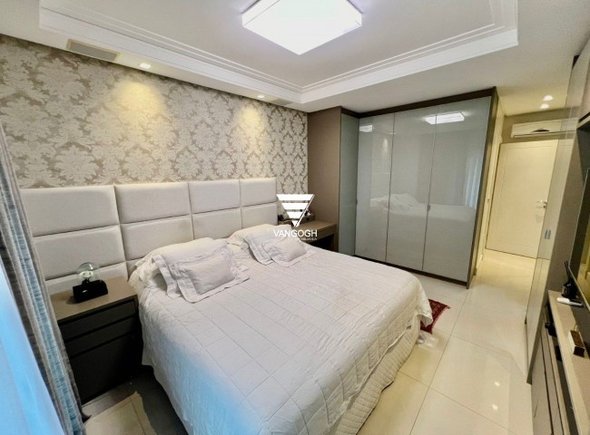 Apartamento 4 dormitórios Four Seasons Residence, Quadra Mar - Balneário Camboriú