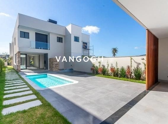 Casa 3 dormitórios Reserva Camboriú Golf Club, Centro - Camboriú