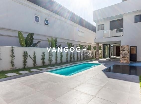 Casa 3 dormitórios Reserva Camboriú Golf Club, Centro - Camboriú