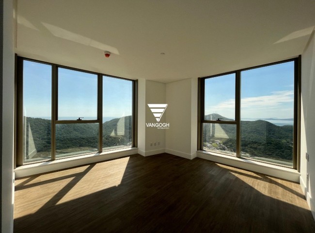 Apartamento 4 dormitórios Yachthouse, Quadra Mar - Balneário Camboriú