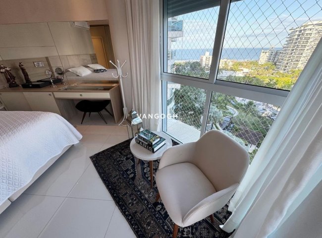 Apartamento 4 dormitórios , Praia Brava - Itajaí