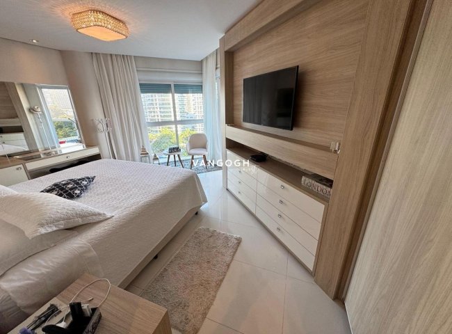 Apartamento 4 dormitórios , Praia Brava - Itajaí