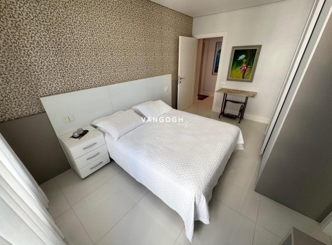 Apartamento 4 dormitórios , Praia Brava - Itajaí