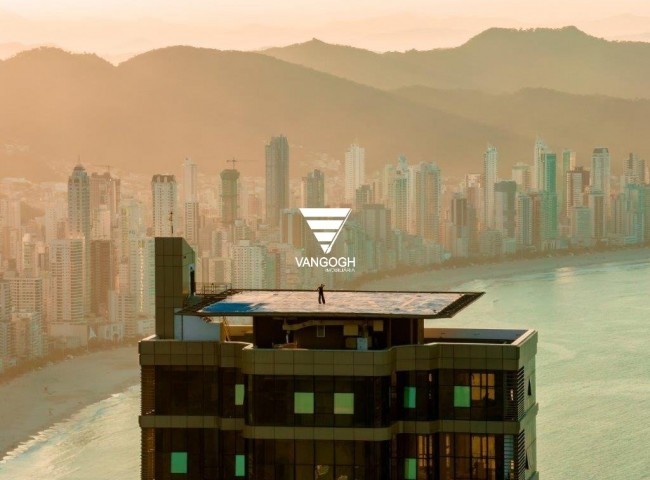 Apartamento 4 dormitórios Yachthouse, Quadra Mar - Balneário Camboriú