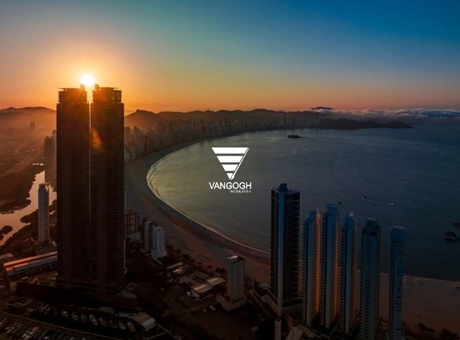 Apartamento 4 dormitórios Yachthouse, Quadra Mar - Balneário Camboriú