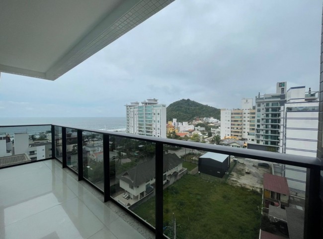 Apartamento 4 dormitórios Brava Palace Residence