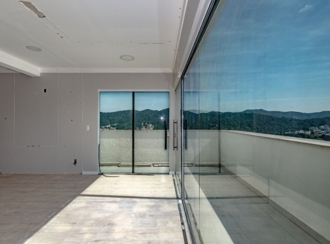 Salas/Conjuntos Galli Center Tower, Pioneiros - Balneário Camboriú